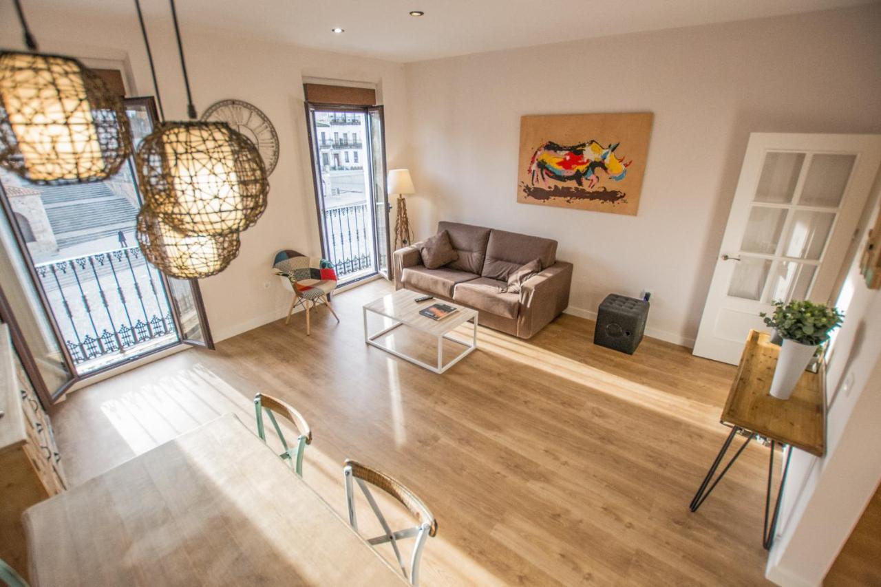 Apartamento Plaza Mayor Caces Exterior foto